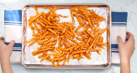 Bone Suckin' Cajun Fries