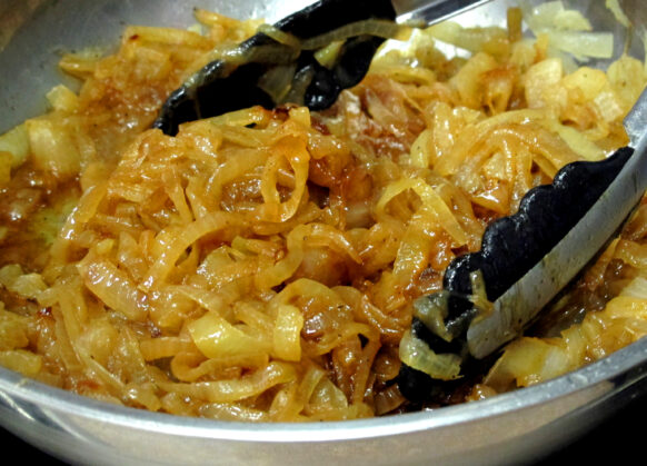 Bone Suckin' Caramelized Onions