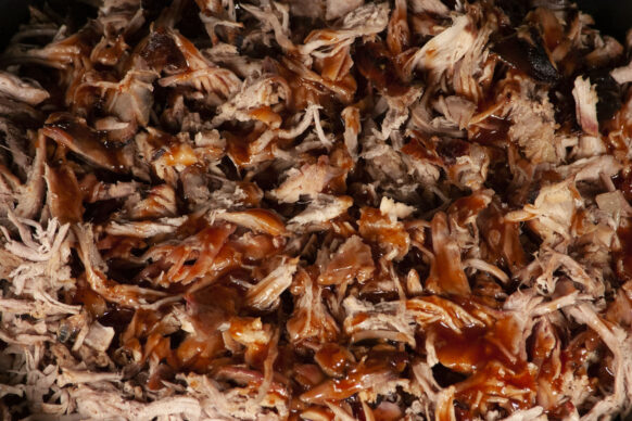 Pulled Pork with Bone Suckin Sauce