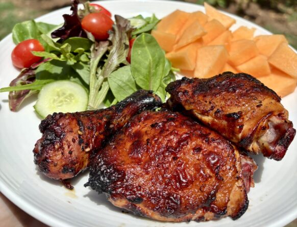 Bone Suckin Eastern Vinegar Chicken Plate with Salad