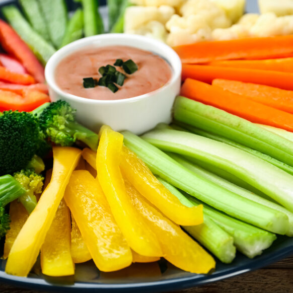 Party veggie tray with dip in the middle
